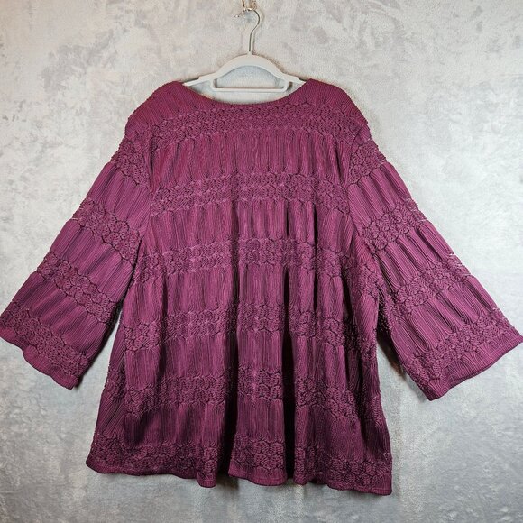 Catherines Womens 3X Plum Lacy Overlay Tunic Top Peek a boo Sleeves Flowy Fit - Picture 2 of 11